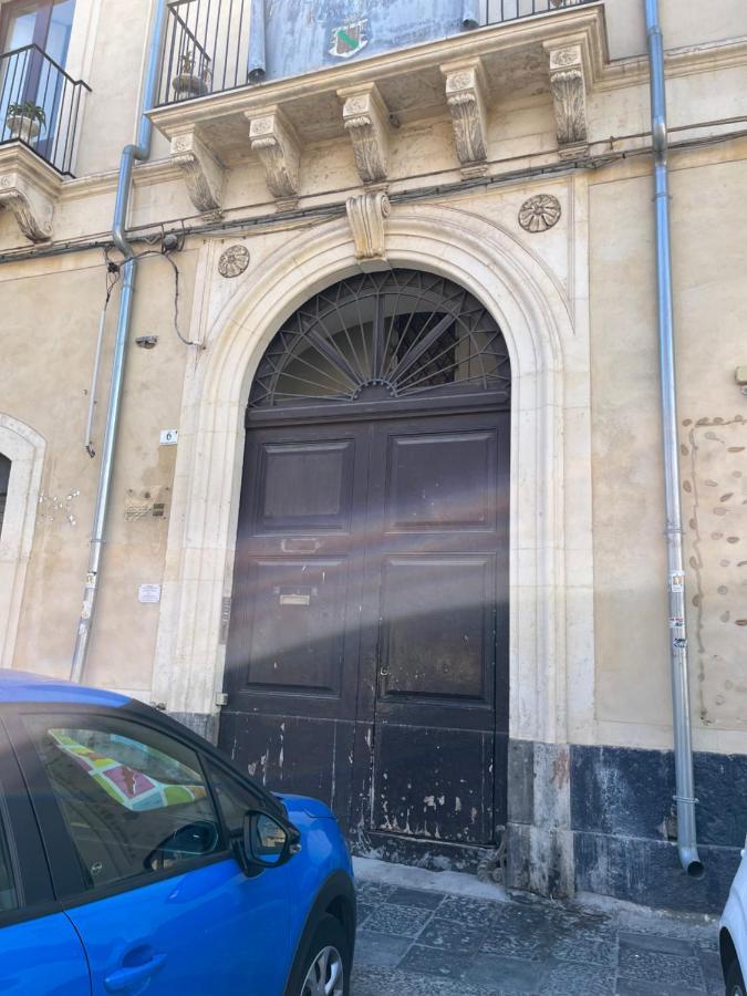 Antica Dimora Maravigna Catânia Exterior foto
